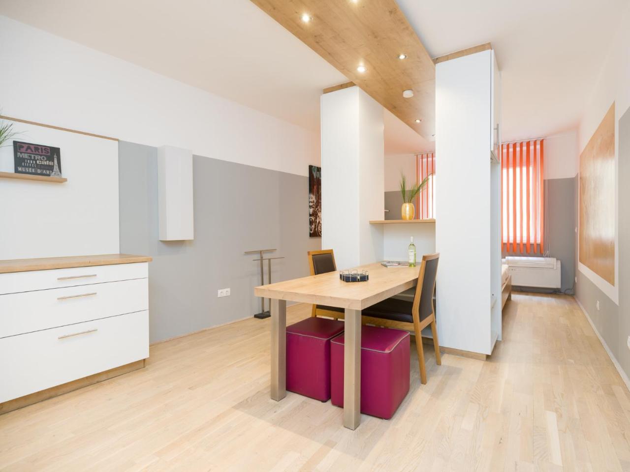 Christian Apartments Oper - Contactless Check In Vienna Exterior photo