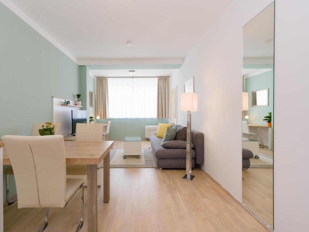 Christian Apartments Oper - Contactless Check In Vienna Exterior photo